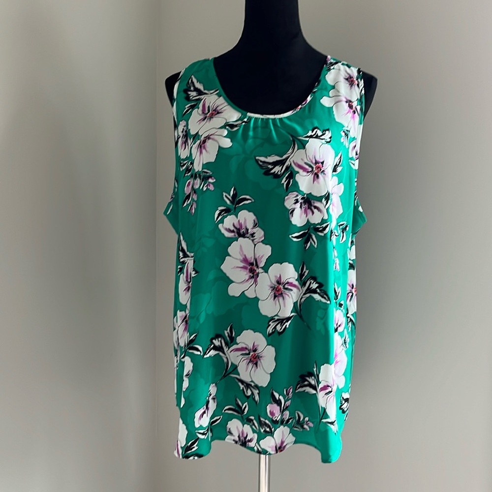 Van Heusen Sleeveless Top- Size XL